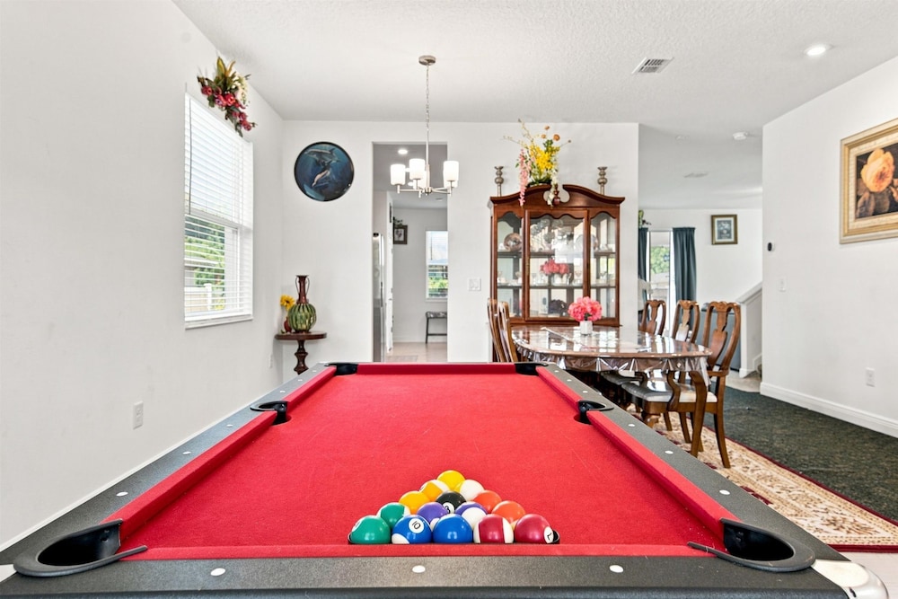 5BR Pinellas Park Game & Fire Pit — фото 5