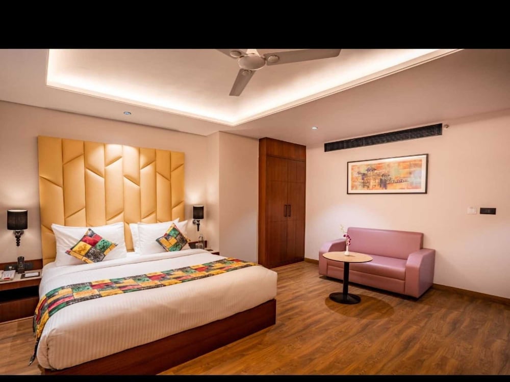 Premium King Bed Room — фото 2