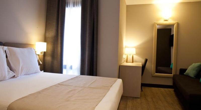 May Ramblas Hotel — фото 4