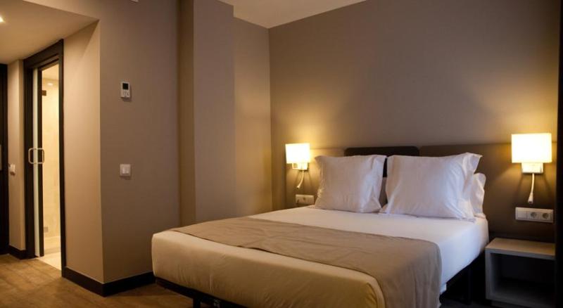 May Ramblas Hotel — фото 2