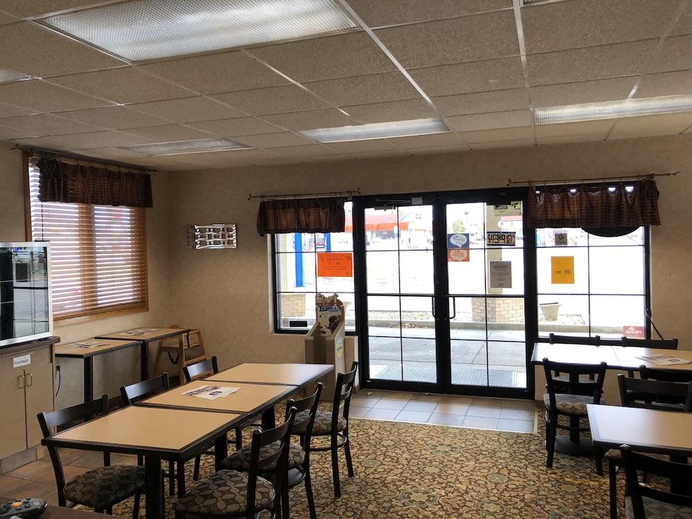 Corn Palace Inn — фото 3