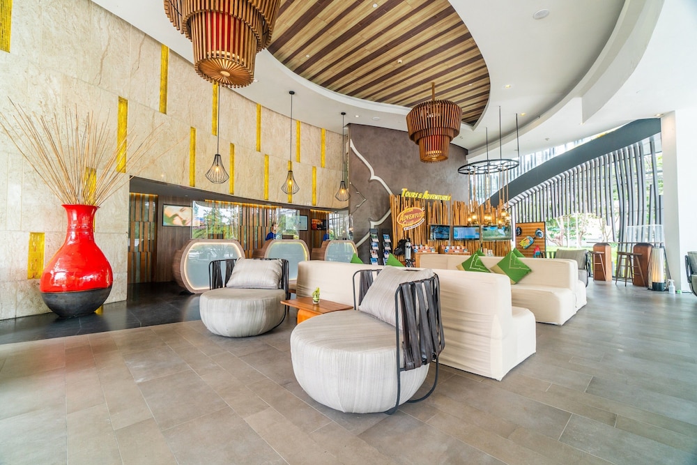 Holiday Inn Resort Phuket by IHG