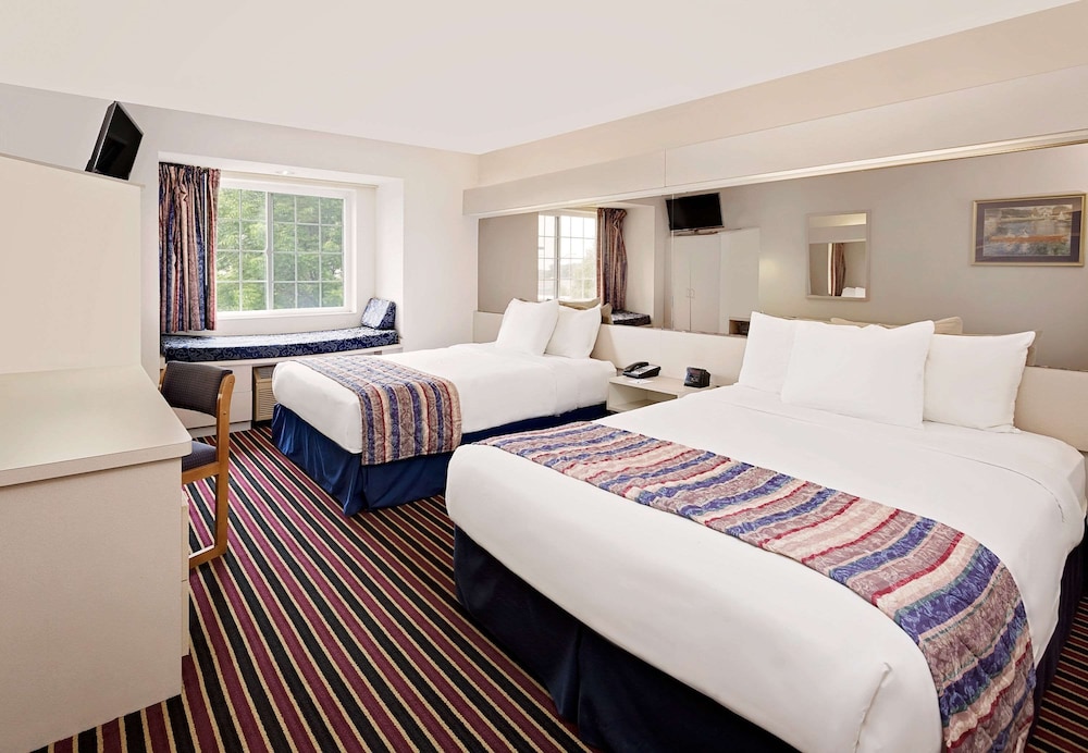 Park Inn by Radisson, Madison East