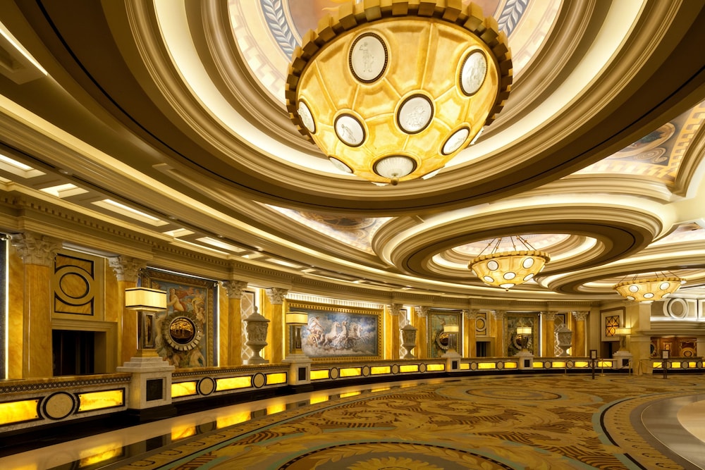 Caesars Palace — фото 4
