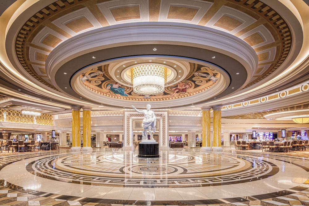 Caesars Palace — фото 3