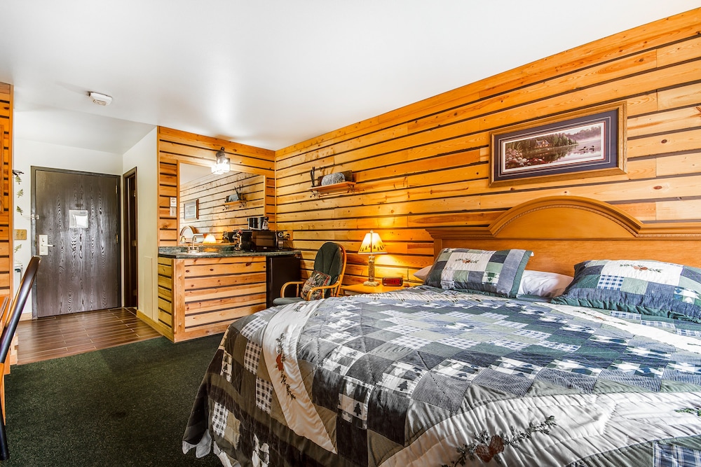 Rodeway Inn & Suites Madison East