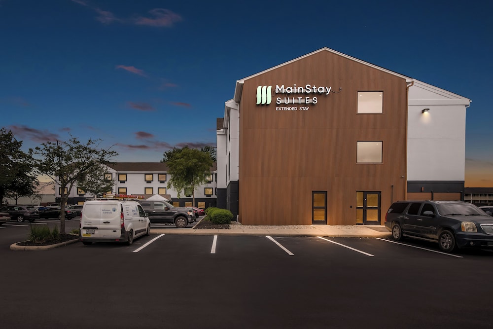 MainStay Suites Columbus North – Worthington