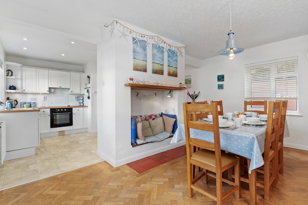 Ruby Cottage - Beachside Cottage With Views — фото 3