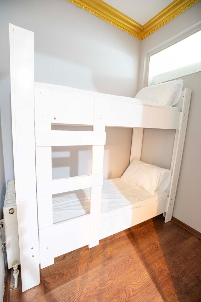 ANOVA APARTMENT — фото 4