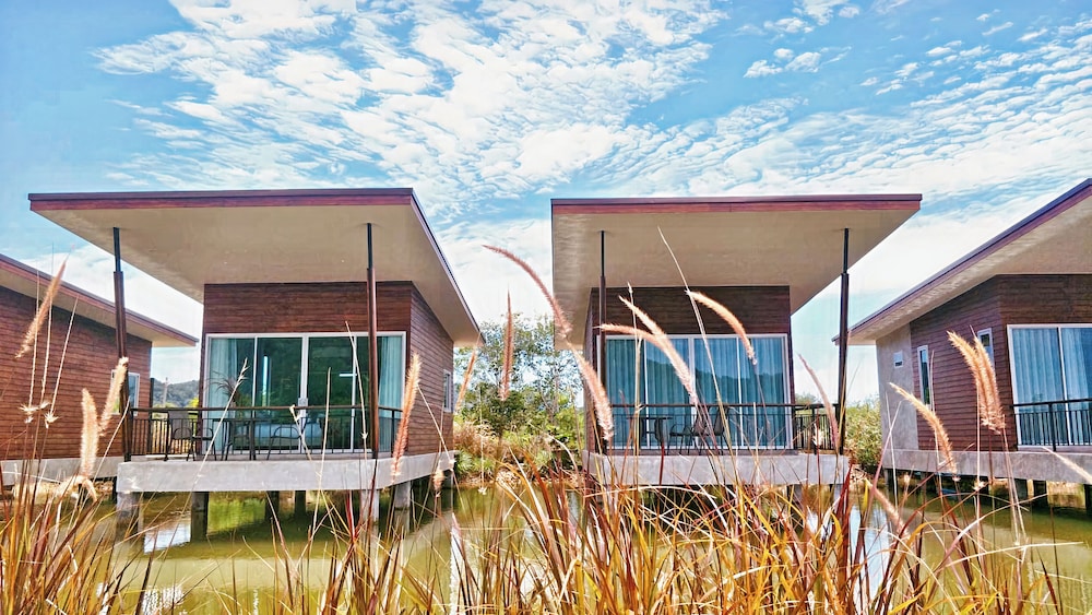 Koh Lanta Amantra Lake View Resort
