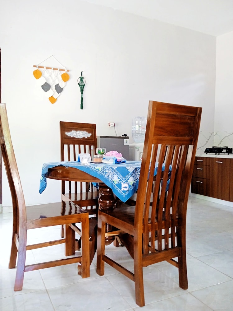LieFly Prambanan Villa