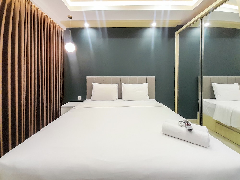 Great Deal And Cozy Studio Patraland Amarta Apartment
