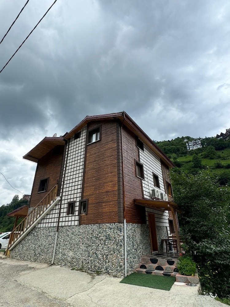 Valora Suite Apart