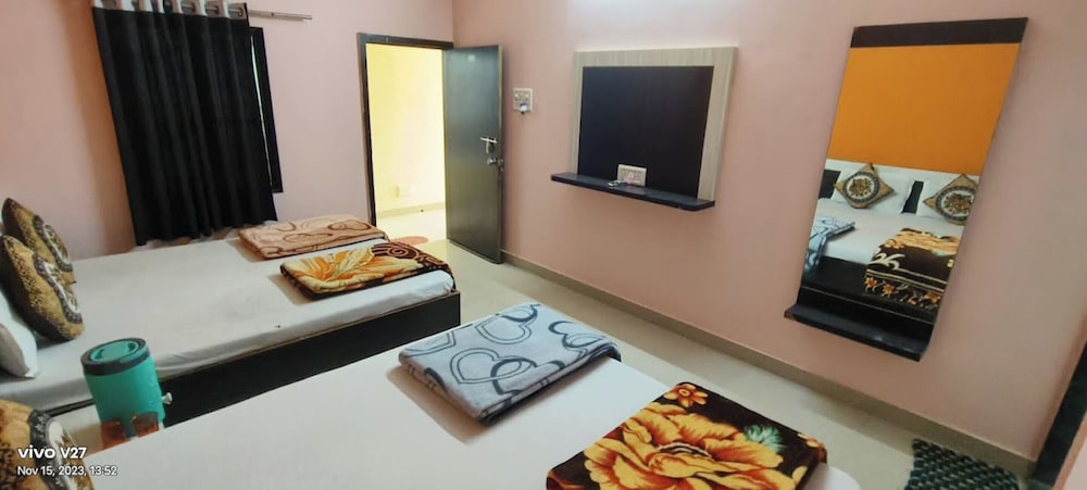 Hotel laxmi Dwarka — фото 3