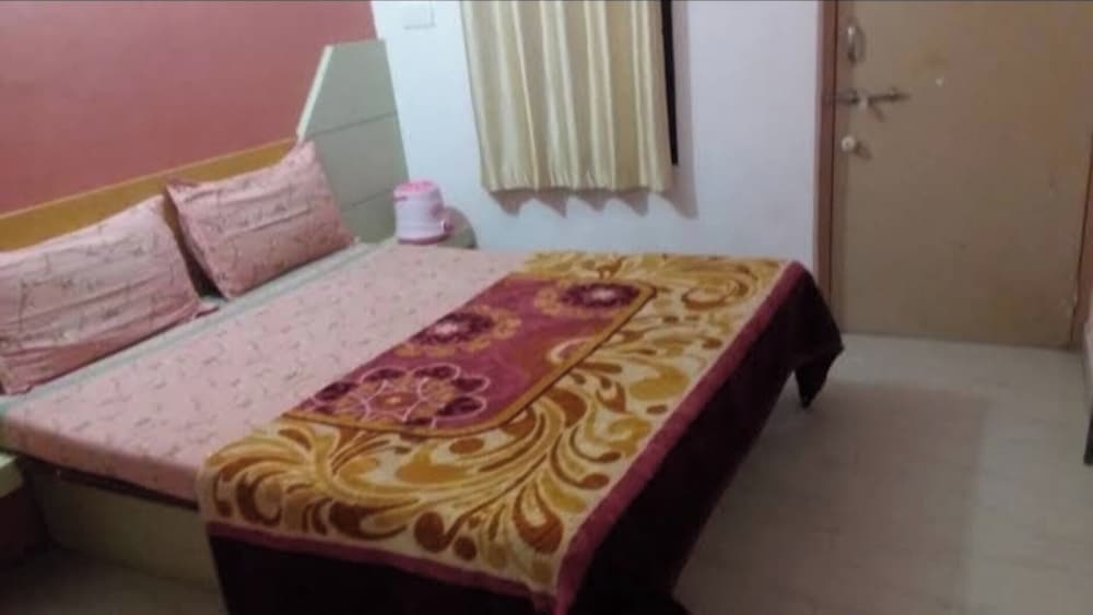 Hotel laxmi Dwarka — фото 2