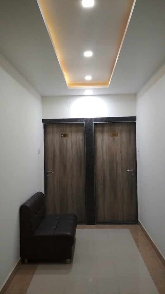 Goroomgo Galaxy Palace Bareli — фото 2