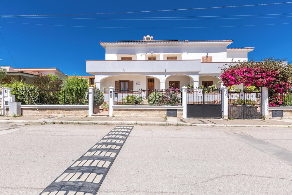 3991 Villa Bea by Barbarhouse