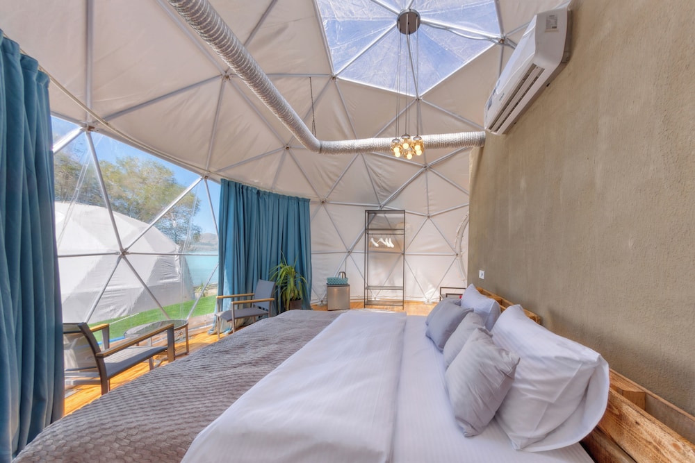 Comuna Sevan beach Glampings — фото 4
