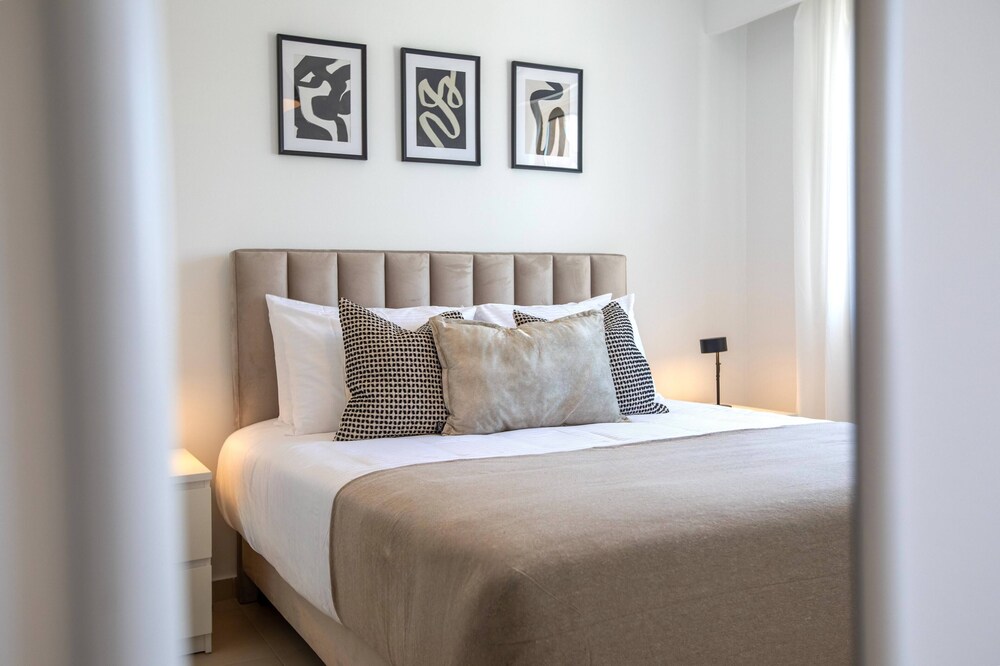 Phaedrus Living Paphos Elysia Park Flat — фото 2