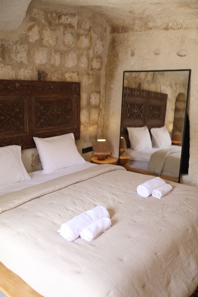 Potamia Cave Suites — фото 2