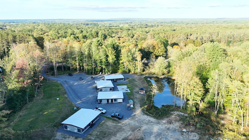 Golden Pond Cabins