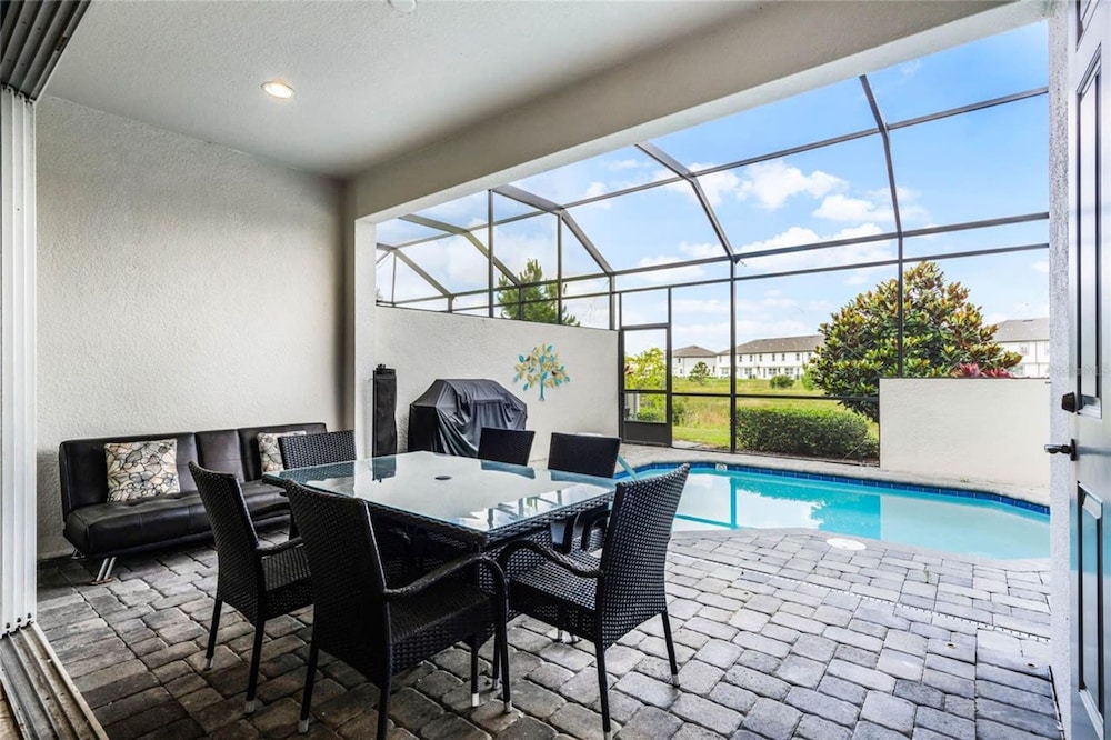 3Bd Sleeps8 With Pool Close to Disney Festival 220