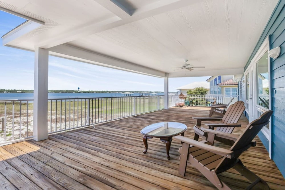 Lagoon Time Beach Home- Elevator Beach Access — фото 2