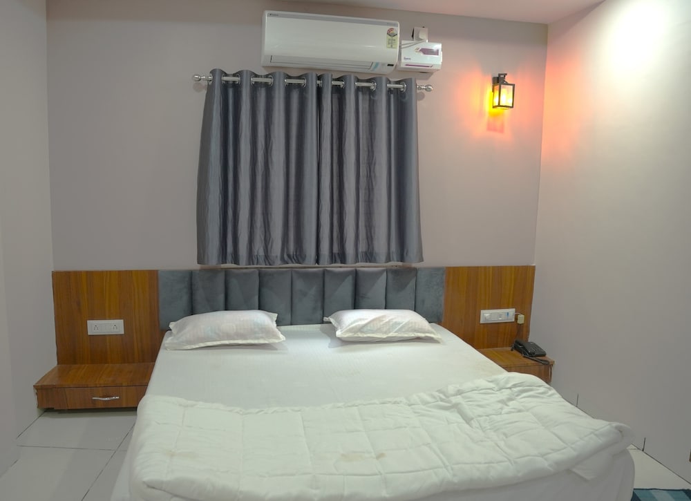Hotel Dev Krishna Palace — фото 4