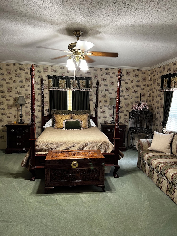 Commodore Bed and Breakfast — фото 4