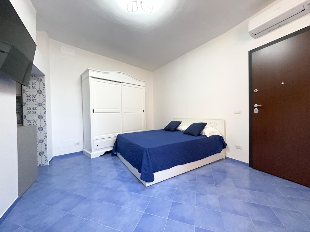 De Vivo Realty - Camilla House Positano