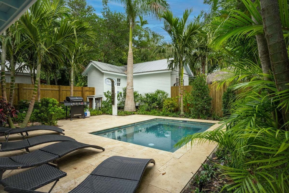 Coconut Palm by Brightwild Island Home w Pool
