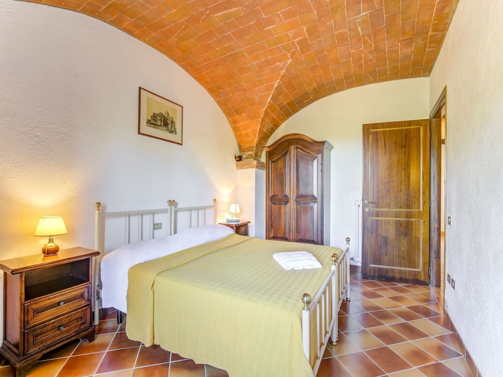 Countryside Holiday Home in Gambassi Terme With Garden