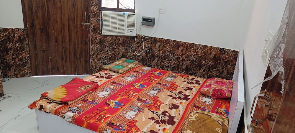 SHRI  KRISHNA SHRYAASHRYA ASHRAM — фото 5