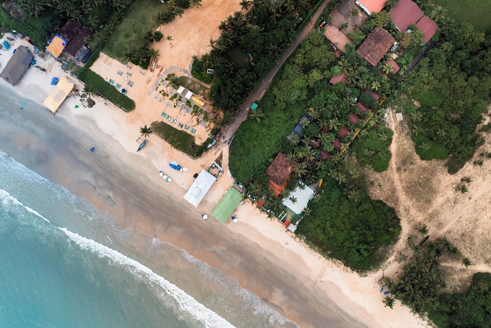 Nasya Beachside Cottages — фото 2