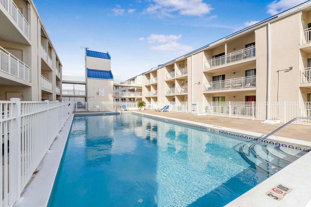 Sugar Beach 230