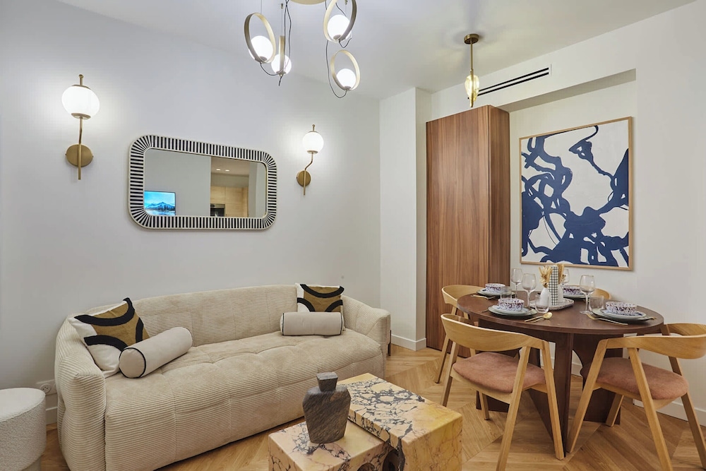 Sublime Apartment Center of Paris