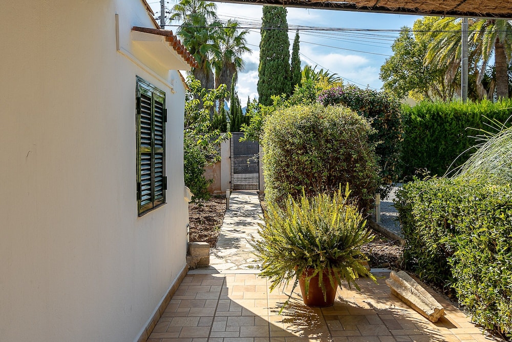 Villa in Pollensa With Private Pool — фото 4