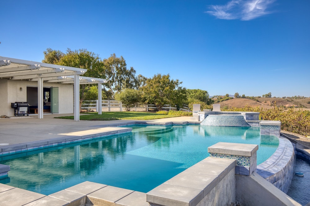 Summit Ranch by Avantstay Infinity Pool Views — фото 2