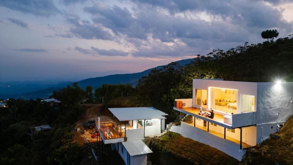 Maemon villa