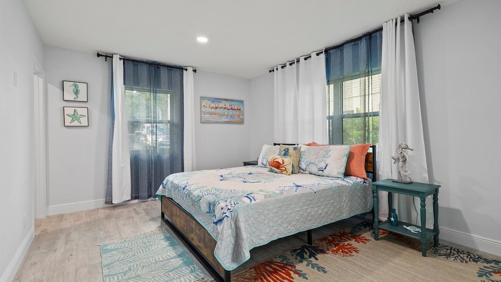Ocean Drive Villas- Unit A