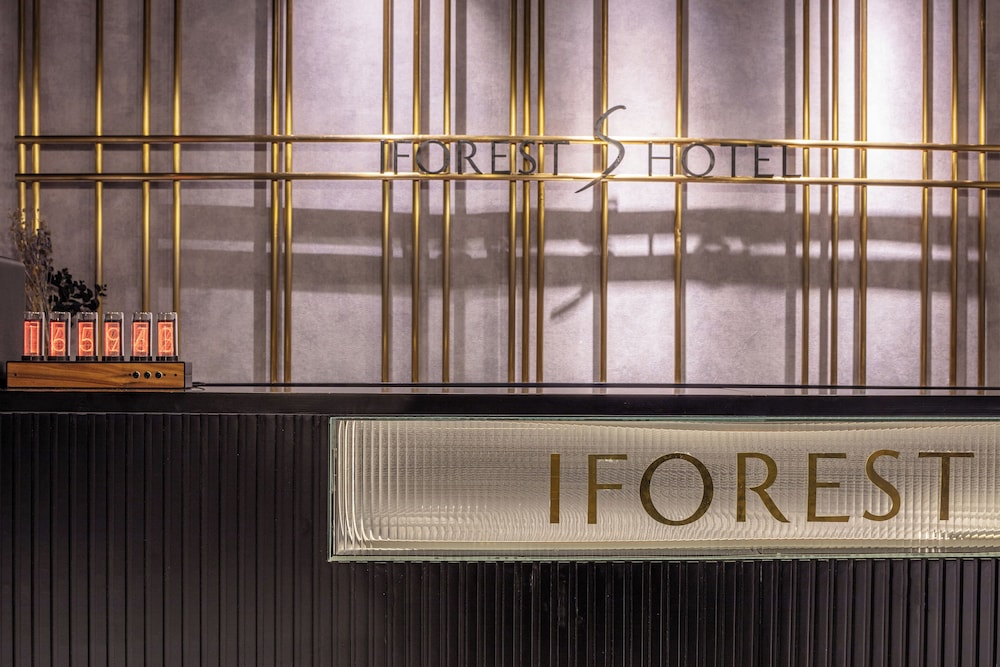 A forest s hotel — фото 5