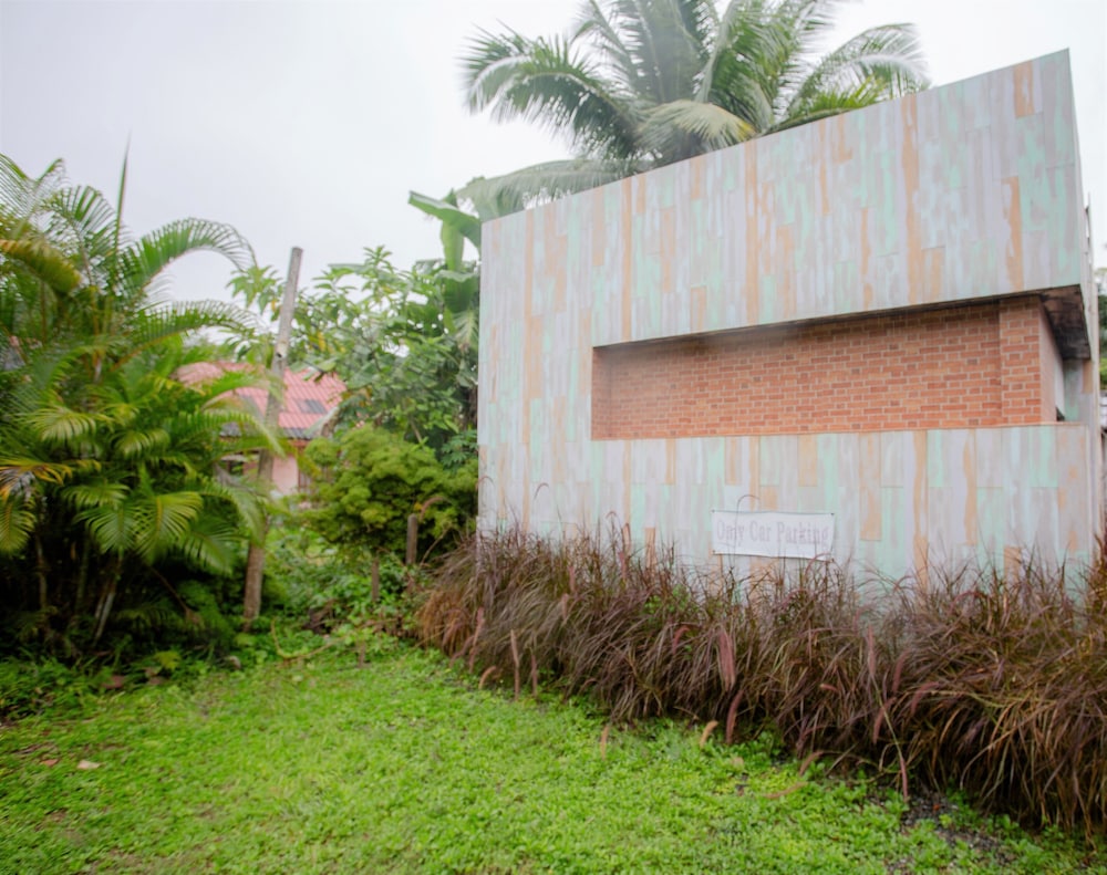 Ko Lanta Amantra Hostels - Women Only