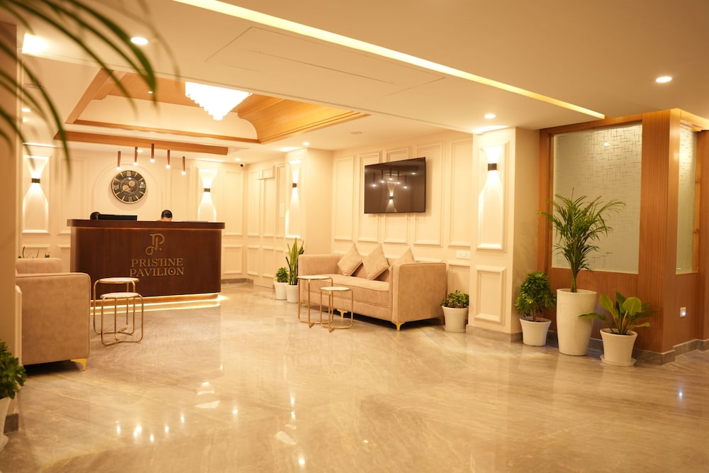 Pristine Pavilion Hotel — фото 4