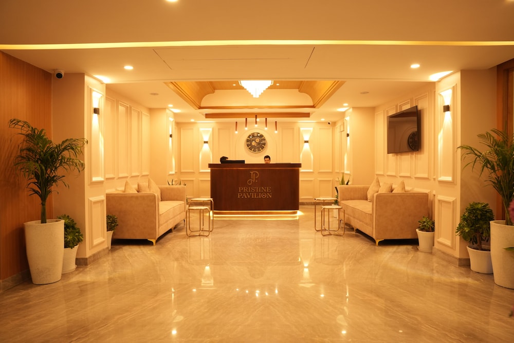 Pristine Pavilion Hotel — фото 3