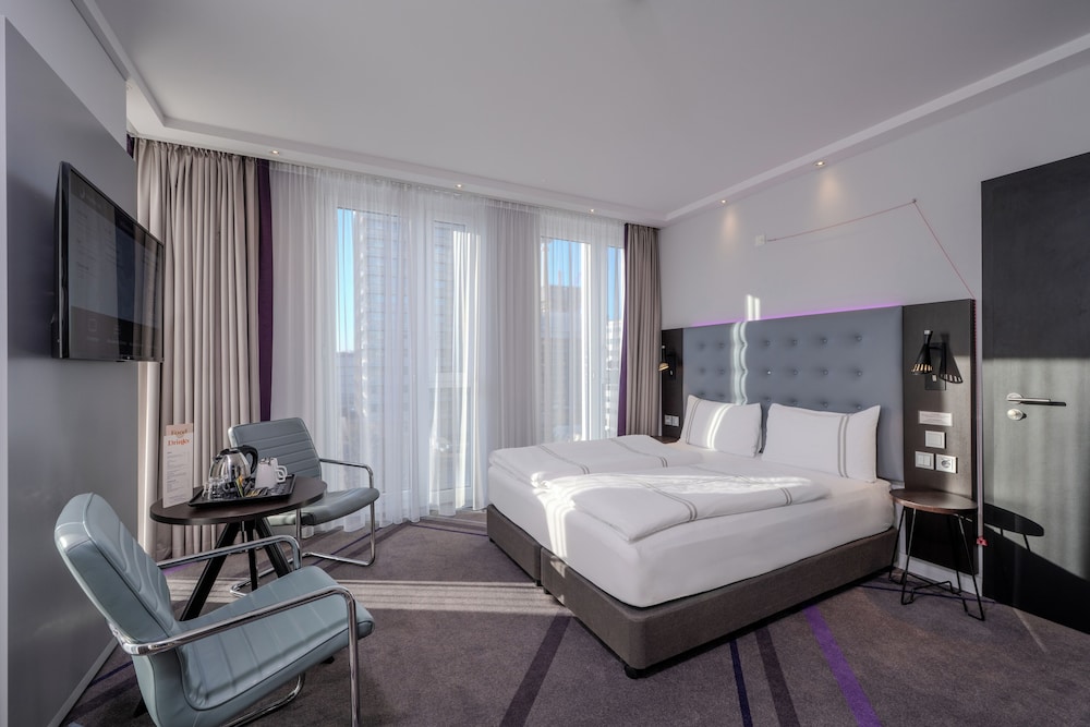 Premier Inn Berlin Alexanderplatz — фото 4