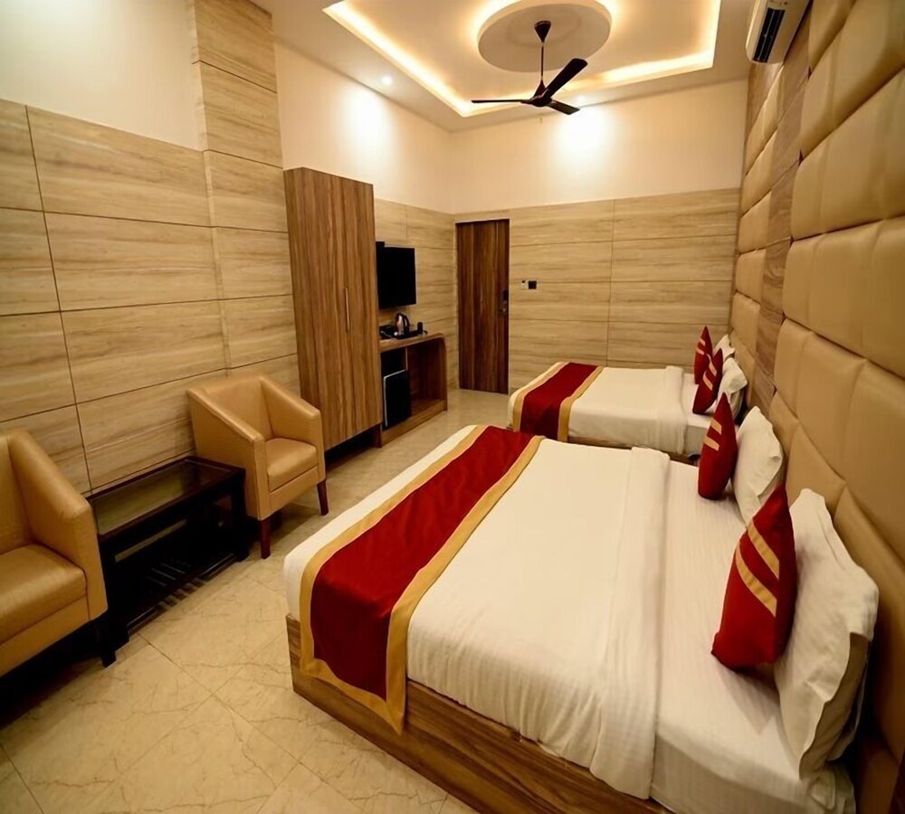 Royal Heritage Hotel & Resort Ayodhya — фото 4