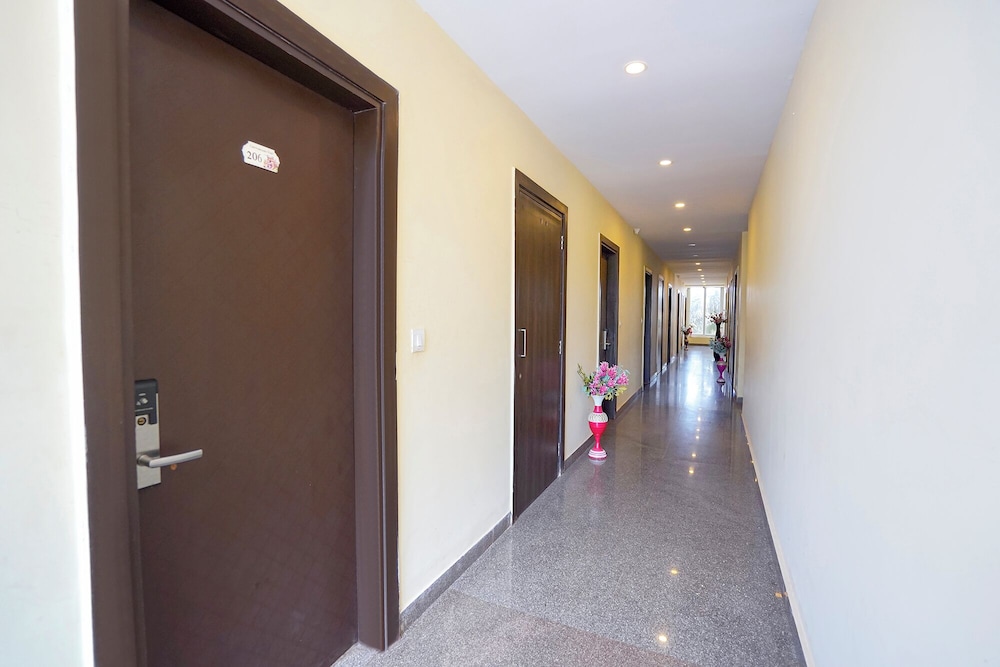 Fabhotel Bagatel — фото 3