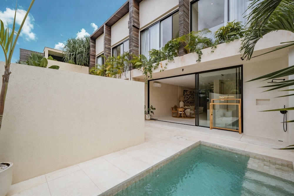 Villa Nazare Berawa