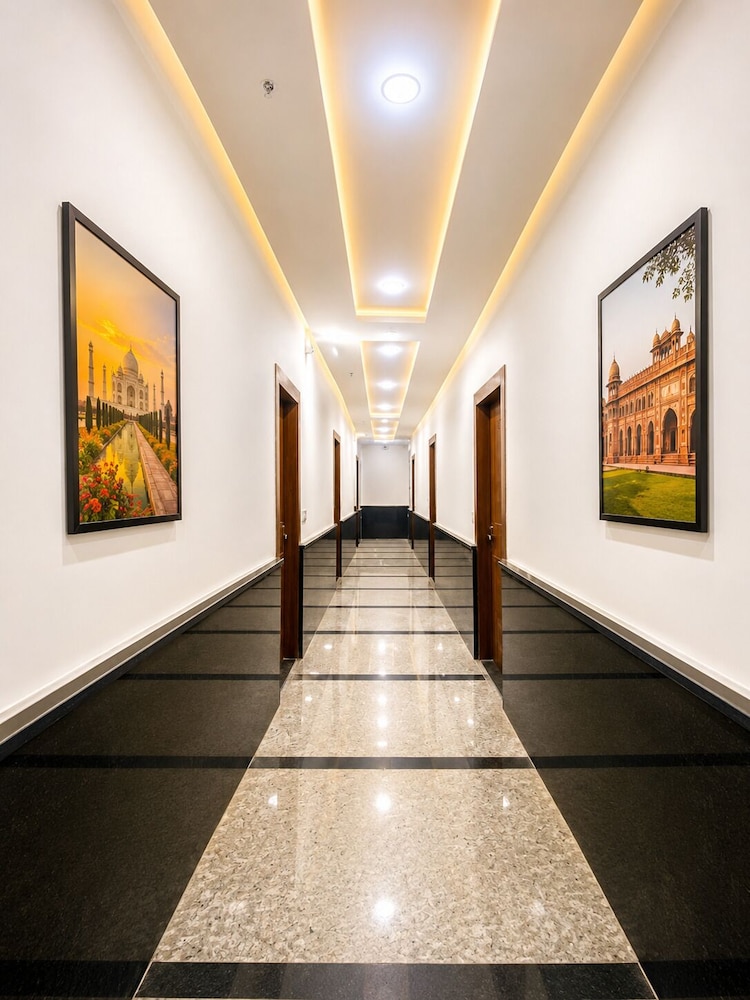 Hotel Mero Vrindavan — фото 2