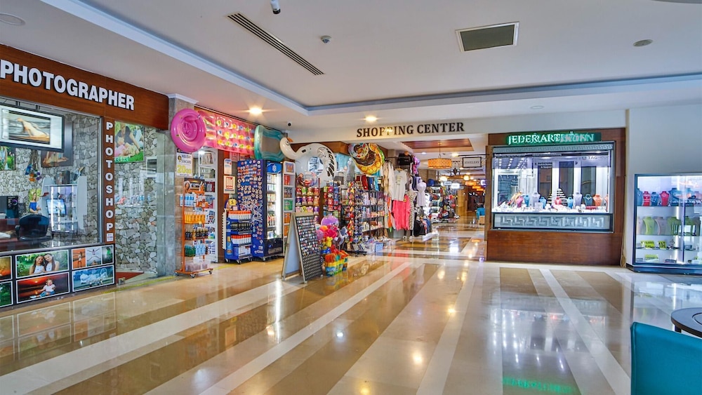 Diamond Beach Hotel & Spa (Side Aluna Hotel)